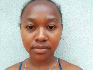 Erotikus videocsevegés Angellette