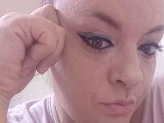 Erotikus videocsevegés angelmia9011