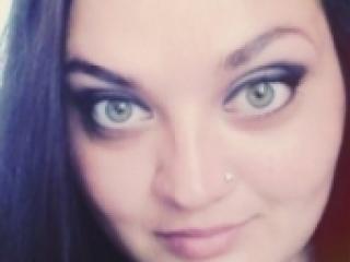 Erotikus videocsevegés angelmiso