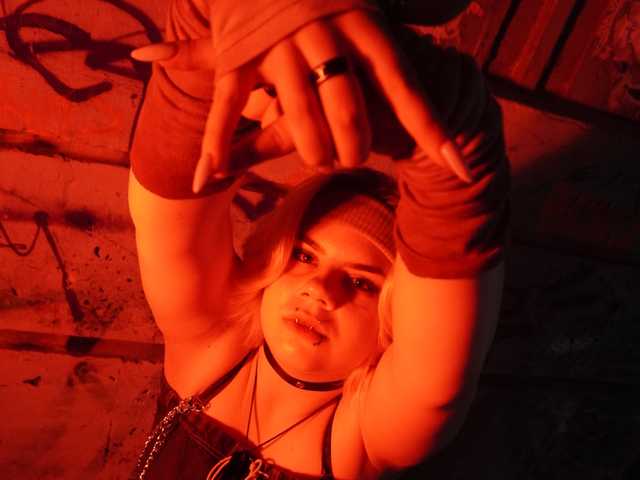 A profil fényképe AngelPankGirll
