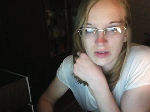 Sugárzási képernyőképek Angelpussy1