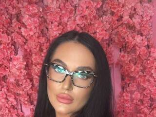 Erotikus videocsevegés AngelynSugar