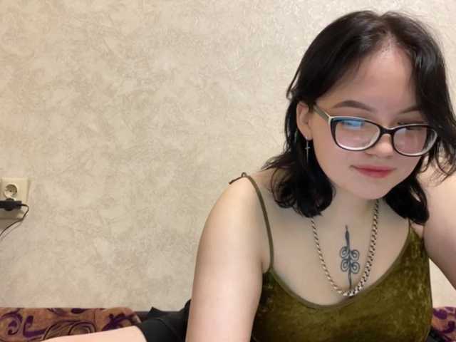 Sugárzási képernyőképek Anime-girl