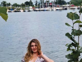 Erotikus videocsevegés Annacherrylady1