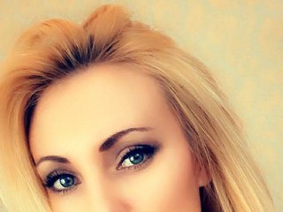 Erotikus videocsevegés AnnaDeVille