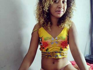 Erotikus videocsevegés AnnahRise