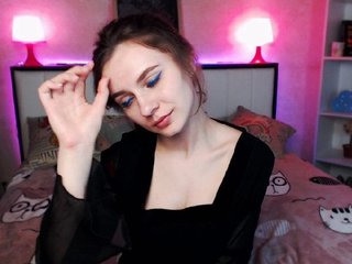 Fényképek AnnaMoure Hi, I'm Anya)I will be glad to meet and chat) in the General chat do not undress and in the group too. If not difficult, in the upper right corner-click on Love)