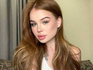 Erotikus videocsevegés AnnBarbie