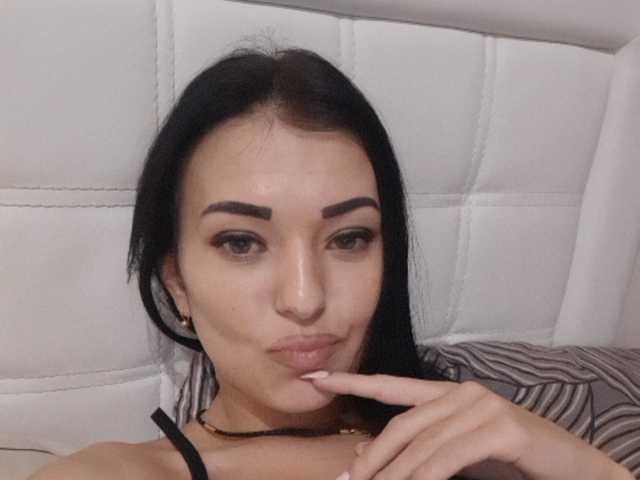 Fényképek AnneAllford Hey guys!:) Goal- #Dance #hot #pvt #c2c #fetish #feet #roleplay Tip to add at friendlist and for requests!