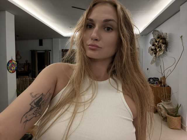 A profil fényképe annie-blush1
