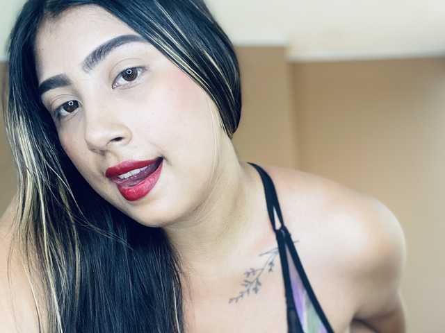 A profil fényképe Anniie