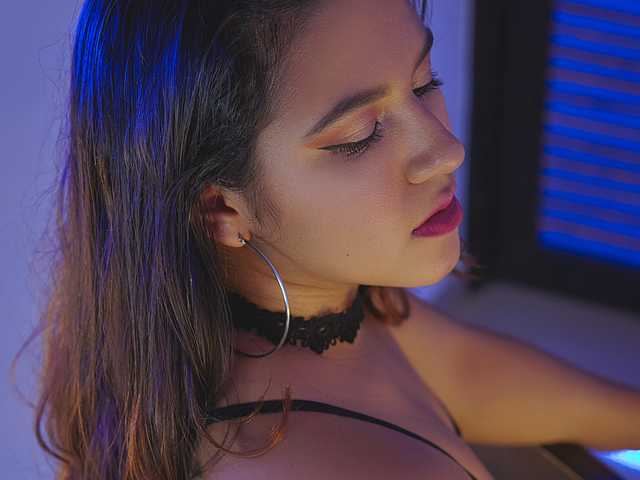 A profil fényképe AnnieBellerou