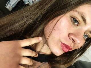 Erotikus videocsevegés annieswit