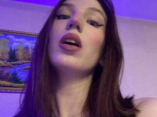 Erotikus videocsevegés AnniWi