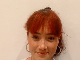 Erotikus videocsevegés Anny-Bloom