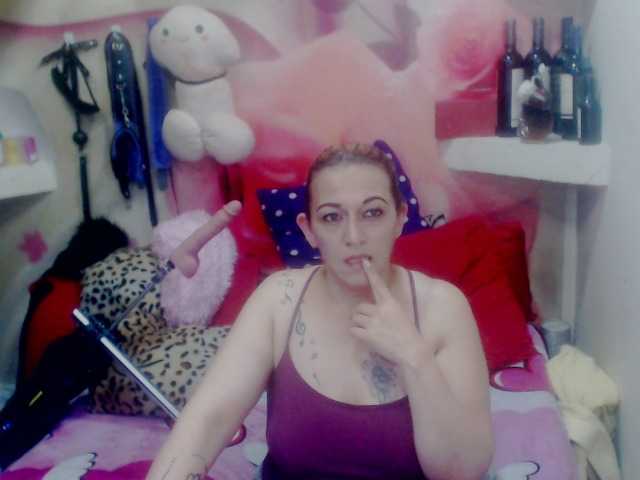 Fényképek annysalazar I want to premiere my new toy come help me achieve my goal 100 tokens For every 3 tokens vibration ultra long let's have me wet