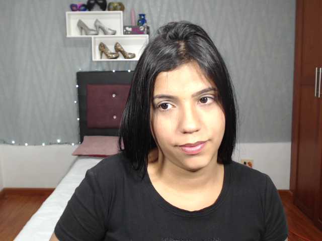 Fényképek Antonella21 Hello Huns , Im so Excited for being here with all of you, check out my Games and Reach my GOAL, besides tip me for Any Special Request/ Once my goal is reached i Will CUM