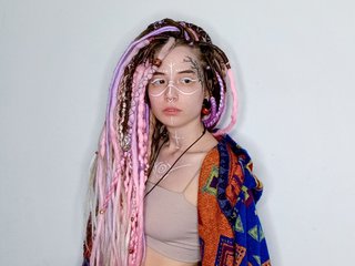 Erotikus videocsevegés Ne_Sonia