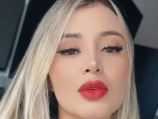 Erotikus videocsevegés Apriljames