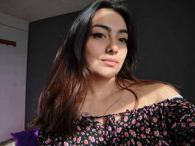 A profil fényképe Aprilmvy
