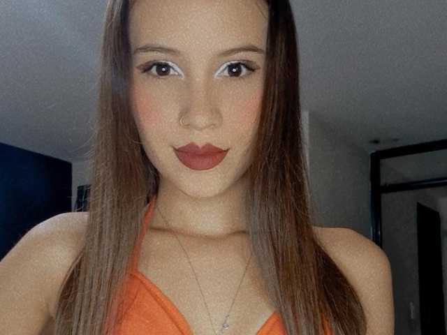 A profil fényképe AprilRosse