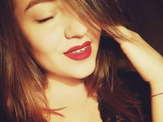 A profil fényképe aprilsone