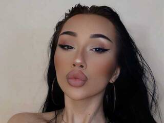 Erotikus videocsevegés arazar1