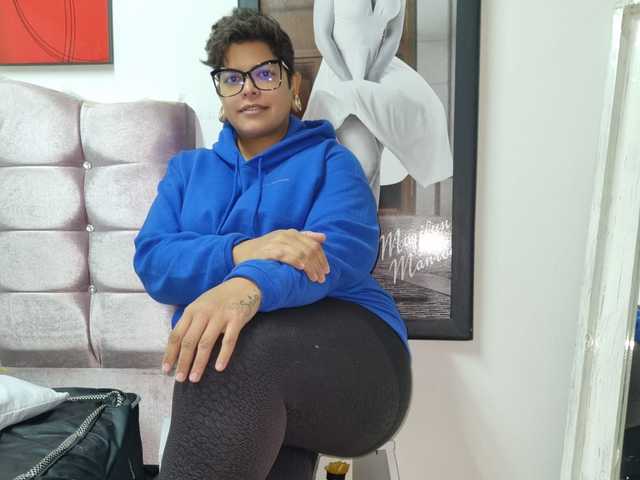 A profil fényképe arettaozz