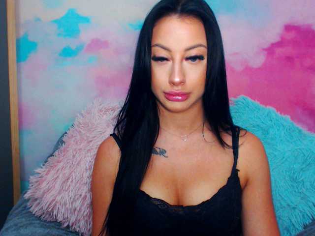 Fényképek ArianaCute WHO WANT TO SEE ME NAKED? COME TO FULL PRIVAT!
