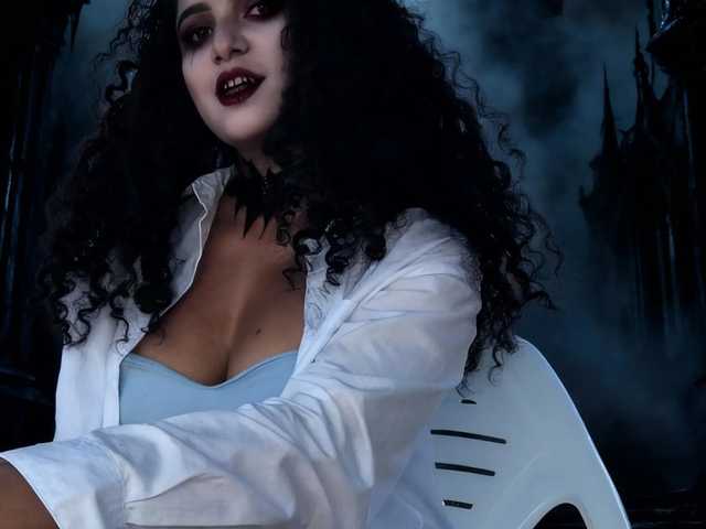 A profil fényképe Arianna-3