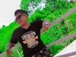 Erotikus videocsevegés Artemis-Rosse