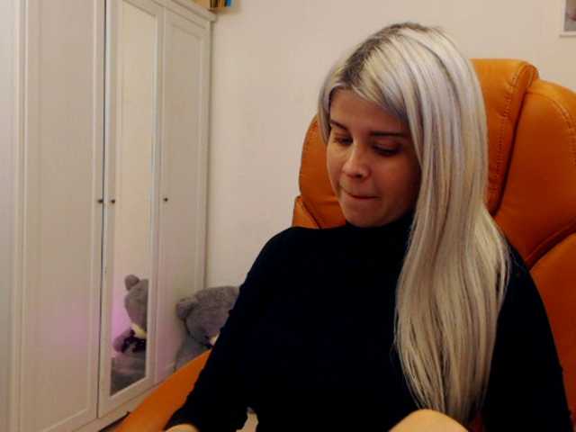 Fényképek AryaJolie TOPIC: Hey there guys!! Let's have some fun~ naked strip 444tks, more fun pvt is on, or spin the wheell 199 or 599tks,kisses:*:*~