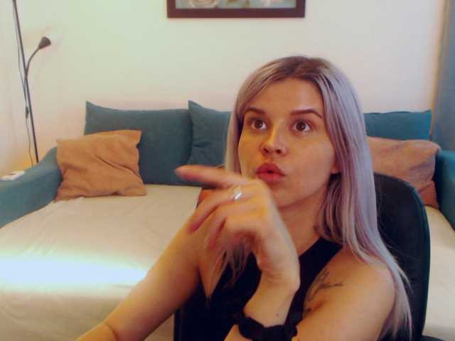 Fényképek AryaJolie TOPIC: Hey there guys!! Let's have some fun~ naked strip 444tks, more fun pvt is on, or spin the wheell 199 or 599tks,kisses:*:*~