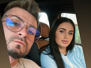 Erotikus videocsevegés ArysandBrianna