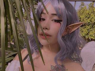 Erotikus videocsevegés AshaNekooo