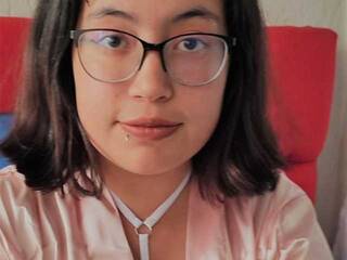 Erotikus videocsevegés asheboobs