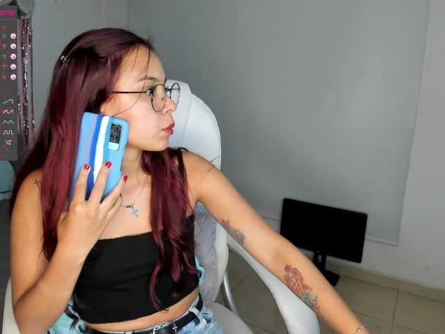 Sugárzási képernyőképek AshelyGirl