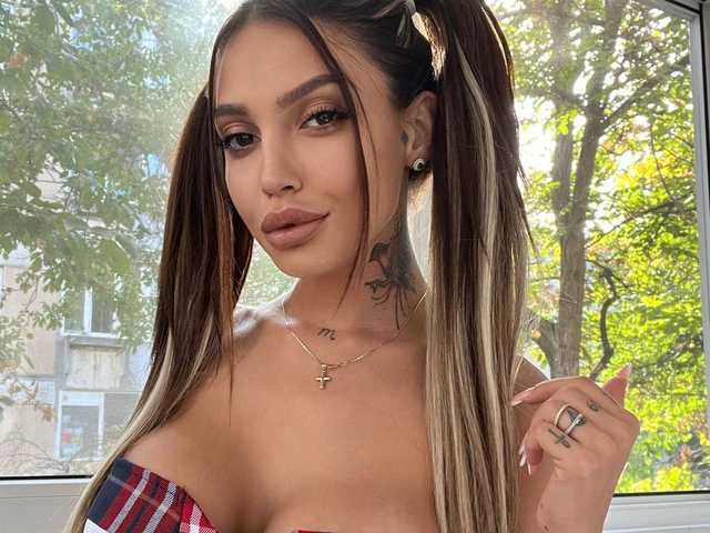 A profil fényképe AshleyLux