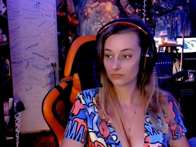Fényképek AsiaGoesPro Hanging out!!! New uploads on OF! ~~ Gaming On Trovo ✨ 99 for follow back ~ Your Fav Gamer E-girl Is Online!✨ (25) if you enjoy (25) ( Non nude Model ) Help me WIN Queen @remain