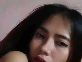 Erotikus videocsevegés asianachixs