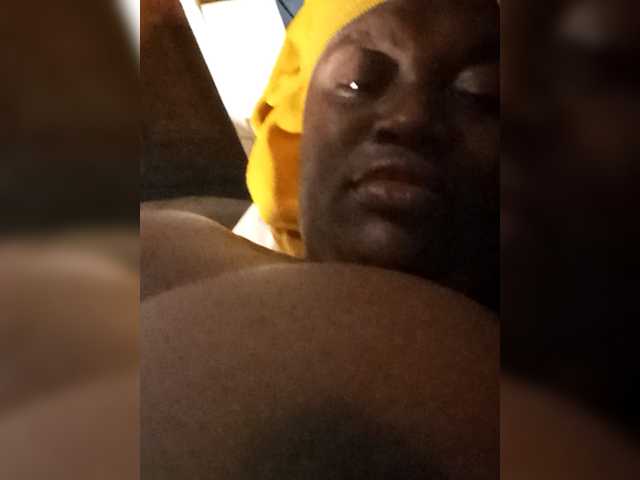 A profil fényképe Assybusty