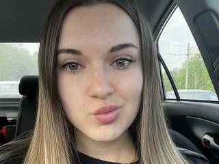 Erotikus videocsevegés Astiya