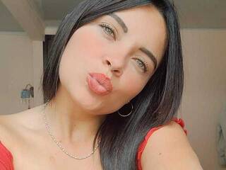 Erotikus videocsevegés Athalya