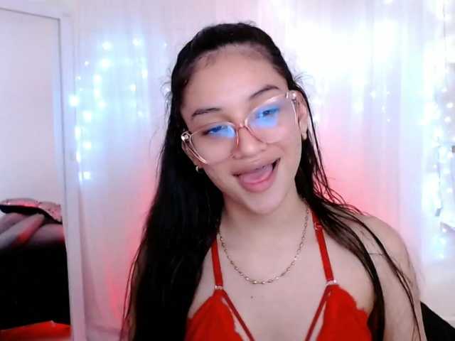 Fényképek Aurora-walker Hii guys , Be welcome. want to play with me?❤ Goal = Show tits and oil ❤