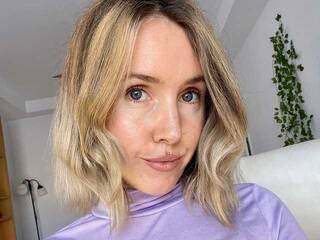 Erotikus videocsevegés aurybunnyx