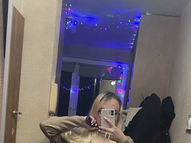 A profil fényképe AvaDollz
