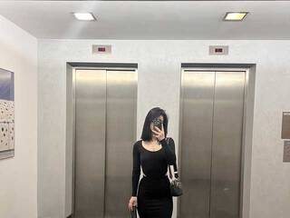 Erotikus videocsevegés Aventadora