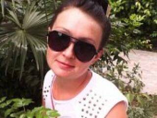 Erotikus videocsevegés aziagirl