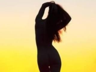 A profil fényképe azmesmmodel