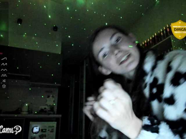 Sugárzási képernyőképek Baby-Tisha